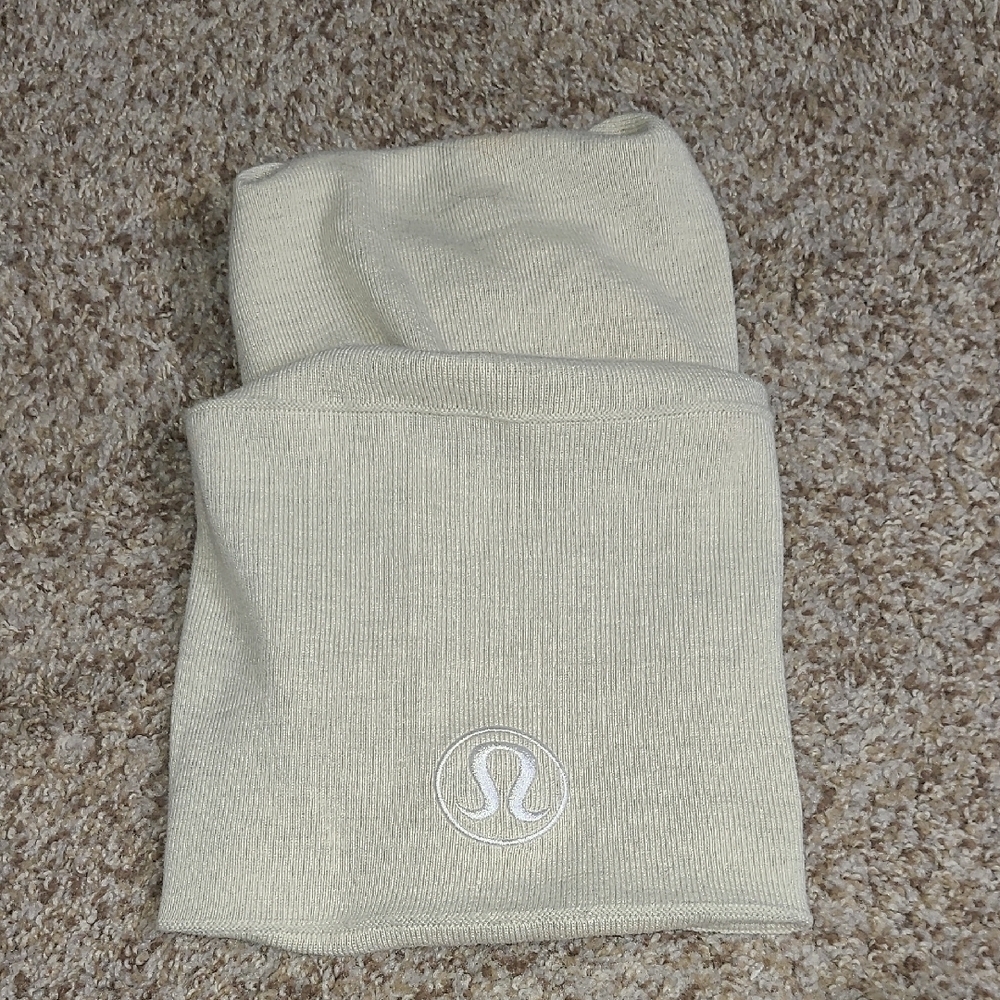 lululemon athletica Cream Knit Beanie